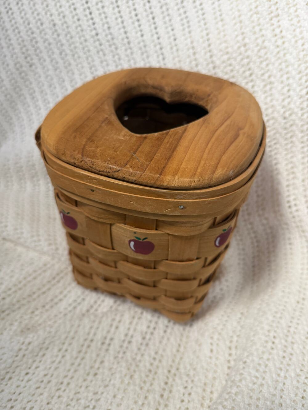 Vintage Wood Basket Tissue Box Holder, Cottagecore Heart Lid Storage Basket